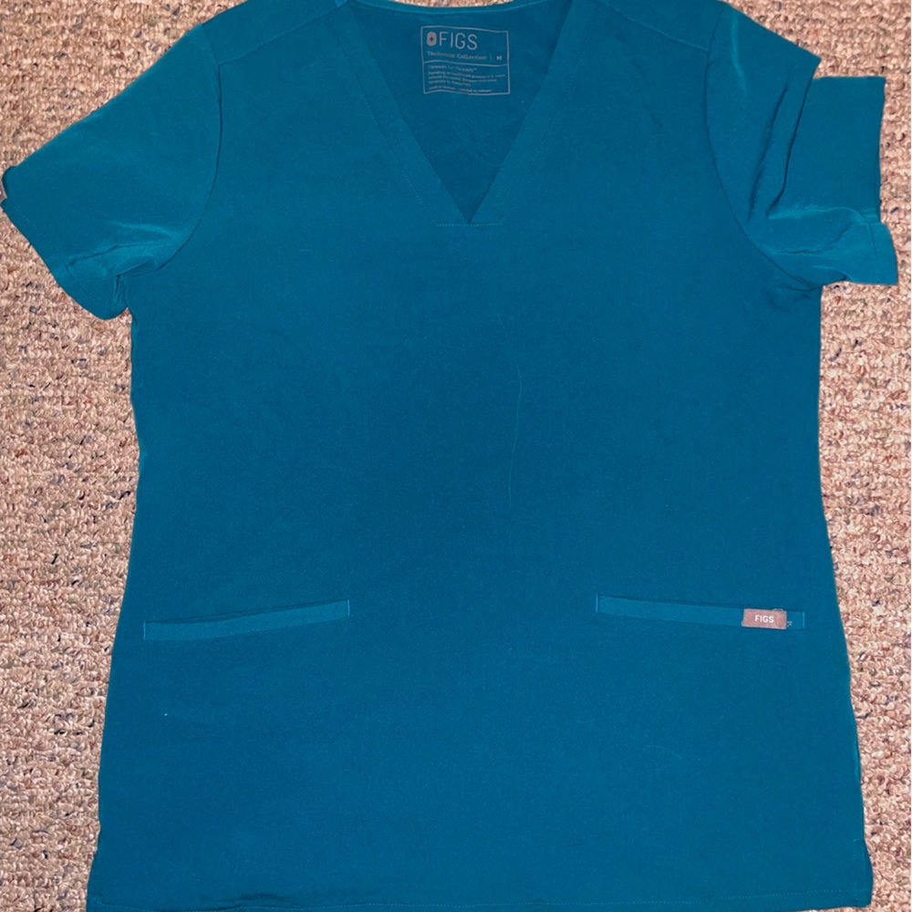Figs Scrub Top (worn once)